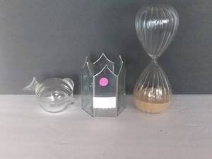 lot 163 image: Blown Glass 45 Min Hourglass and More, 3 Pc
