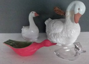 lot 202 image: Duck dcor, 4 PC