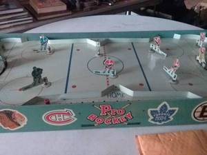 lot 245 image: Vintage Hockey Game