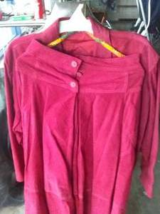 lot 283 image: Ladies Suede Jacket and Skirt, and Suede JacketBlazer