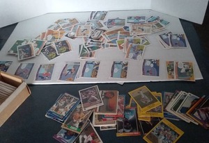 lot 228 image: Looney Tunes Collectors Cards