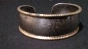 lot 259 image: Vintage Taxco Mexico Sterling Silver Cuff Bracelet