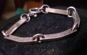 lot 279 image: Sterling Silver Bracelet, Mexico. Heavy