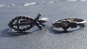 lot 264 image: Vintage James Avery Sterling Silver Silver Ring and Vintage James Avery Sterling Silver Heart Ring