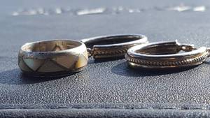 lot 260 image: Sterling Silver Earrings and Mother of Pearl Ring
