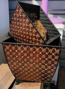 lot 52 image: LOT OF 2 METAL DECORATIVE BASKETS IN STYLECOLORCONDITION SHOWN. (1) 11.5 x 11.5 x 11 (1) 10.25 x 10.25 x 9.25.