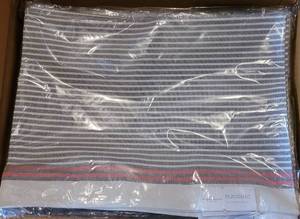 lot 76 image: LOT OF 3 4-PACKS OF NEW 14 x 19 TABLE PLACEMATS IN STYLECOLOR SHOWN. (YOUR BID X 3)