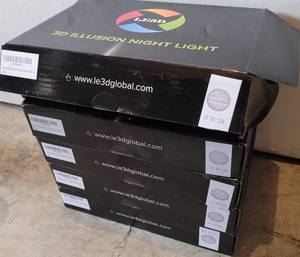 lot 84 image: LOT OF 5 3D ILLUSION NIGHT LIGHTS STARWARS DEATHSTAR IN BOXES AS SHOWN. (YOUR BID X 5)