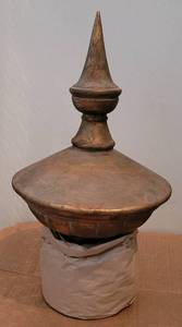 lot 127 image: DECORATIVE CENTERPIECE WITH BOX IN STYLECOLORCONDITION SHOWN. APPROX. 19.5 H x 10 DIA.