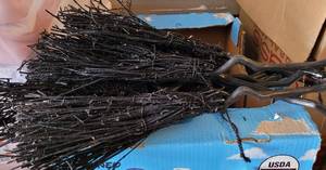 lot 203 image: LOT OF 7 NEW WITH TAGS BROOM STYLE DECOR PIECES IN STYLECOLORCONDITION SHOWN. (YOUR BID X 7)