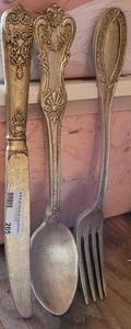 lot 205 image: SET OF 3 UTENSILS WALL DECOR IN STYLECOLORCONDITION SHOWN. EACH 17.5 H.