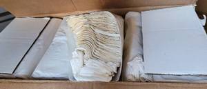 lot 243 image: BOX LOT OF GEN 1510 WHITE C FOLD PAPER TOWELS AS SHOWN.