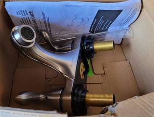 lot 251 image: GLACIER BAY BATH FAUCET #195 157 IN BOX AS SHOWN.