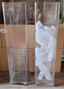 lot 269 image: LOT OF 6 SQUARED CLEAR GLASS VASES AS SHOWN. (YOUR BID X 6)