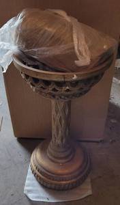 lot 293 image: DECORATIVE VASECANDLE HOLDER WITH BOX IN STYLECOLORCONDITION SHOWN.