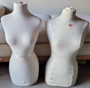 lot 357 image: LOT OF 2 FEMALE MANNEQUIN TORSO DISPLAYS IN STYLECOLORCONDITION SHOWN. EACH APPROX. 30 H. (YOUR BID X 2)