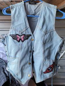 lot 378 image: ALLSTATE COLLECTION DENIM VEST IN STYLECOLORCONDITION SHOWN.