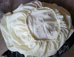 lot 410 image: LOT OF 24 ROUND TABLE COVERS IN STYLECOLORCONDITION SHOWN. (YOUR BID X 24)