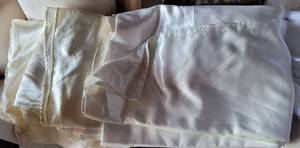 lot 412 image: LOT OF 14 ASSORTED LINEN IN STYLECOLORCONDITION SHOWN. (YOUR BID X 14)