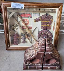 lot 433 image: LOT OF SHADOW BOX AND BOOKENDS AS SHOWN.