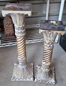 lot 434 image: LOT OF 2 PILLAR STYLE CANDLE HOLDERS AS SHOWN. (YOUR BID X 2)