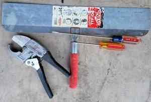 lot 502 image: LOT OF TOOLS AS SHOWN.