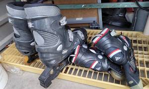 lot 507 image: LOT OF ROLLER SKATES AS SHOWN.