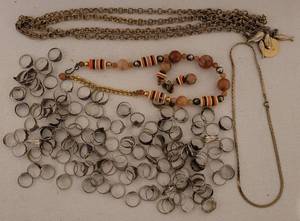 lot 527 image: LOT OF NECKLACES AND RINGS AS SHOWN.