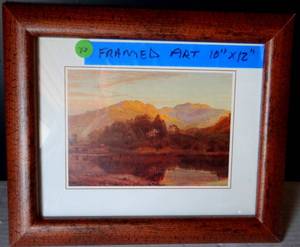 lot 26 image: UNIDENTIFIED AUTUMN PRINT NICELY DISPLAYED IN WOODEN FRAME AND GLASS - MEASURES 10 X 12