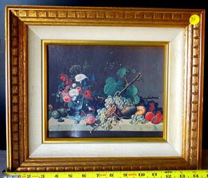 lot 31 image: BEAUTIFUL TABLE DECOR STILL PRINT ON WOOD IN WONDERFUL GOLD FRAME - APPROX 11 X 14