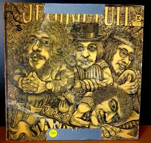 lot 139 image: VINTAGE JETHRO TULL LP Stand Up 1969 Reprise pop up cover vinyl