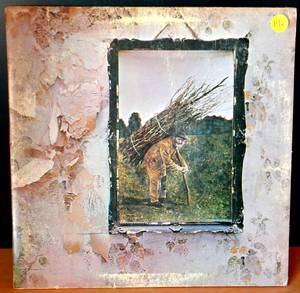lot 196 image: VINTAGE  Led Zeppelin IV vinyl SD 7208 Atlantic 1971
