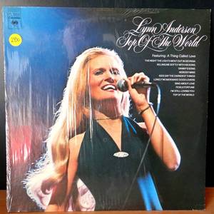lot 280 image: VINTAGE 1973 Lynn Anderson Top of the World - LP Vinyl Record Album