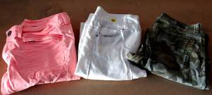 lot 64 image: LOT OF 3 - PINK, WHITE AND D CAMO DENIM WOMENS JEANS