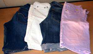 lot 65 image: LOT OF 4 WOMENS DENIM SHORTS - SMALL SIZES 5-7