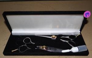 lot 89 image: NINJA SWORDSMAN PROFESSIONAL HAIR STYLING SHEARS