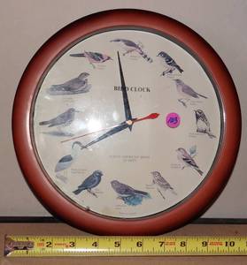 lot 103 image: BIRD CLOCK - APPROX 10