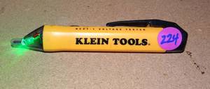 lot 224 image: Klein Tools  Dual-Range Non-Contact Voltage Tester