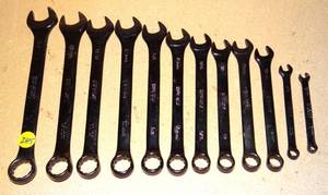 lot 245 image: 12 PC BLACK STEEL BOX WRENCHES BY HUSKY