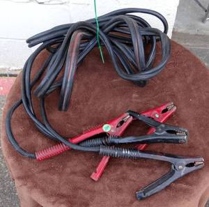 lot 249 image: HEAVY DUTY BATTERY CABLES