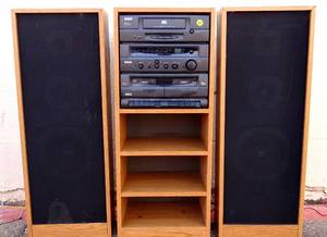 lot 287 image: VINTAGE RCA ALL IN ONE STEREO SYSTEMS - TESTED AND POWERS ON
