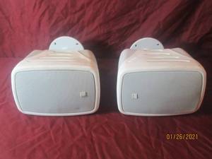 lot 8 image: TOTAL OF 2 B&ampW (BOWERS &amp WILKINS ) SPEAKERS&nbsp WM6&nbsp &nbsp0022628&nbsp