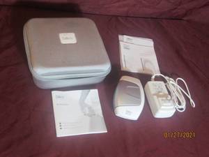 lot 29 image: SILKN HAIR REMOVAL DEVICE&nbsp MODEL BELLA GLIDE&nbsp WITH CARRY CASE&nbsp