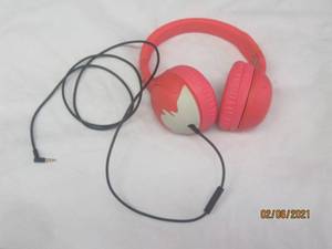 lot 183 image: SKULL CANDY HEADPHONES&nbsp