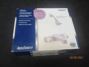 lot 186 image: AQUA SOURCE MOBILE HOME TUBSHOWER SET&nbsp 0232617&nbsp
