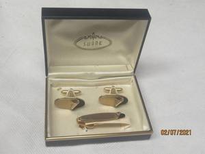 lot 269 image: 3 PC SWANK CUFF LINKS&nbsp