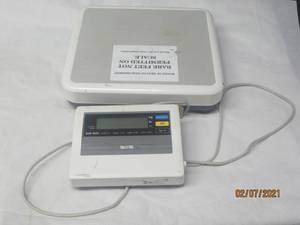 lot 272 image: TANITA BWB-800A SCALE POWER CORD NOT INCLUDED