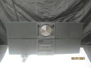 lot 300 image: MCMXCIII BANG &amp OLUFSEN BEOSOUND 2000 CENTURY CD TUNER TAPE