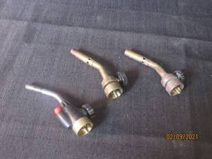 lot 338 image: TOTAL OF 3 BERNZOMATIC TORCH HEADS&nbsp