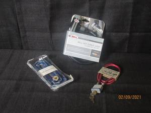 lot 339 image: TOTAL OF 3 CHAIN LOCKS&nbsp